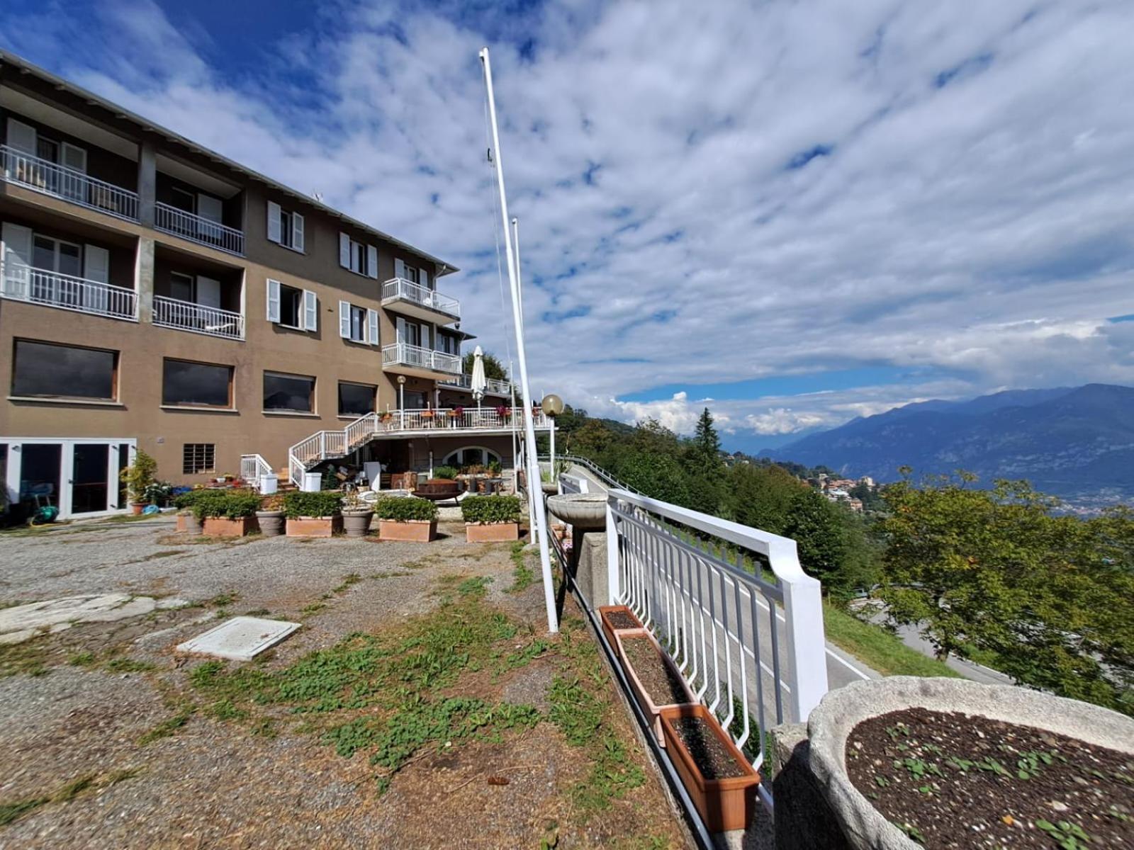Provinciale 79 Hotel Magreglio Exterior photo